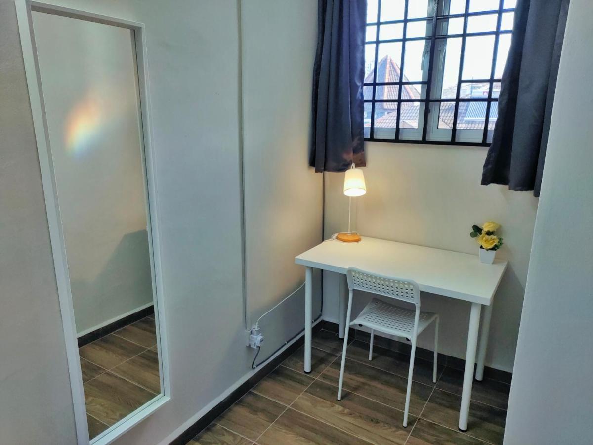 Semi-Detached, Up To 21 Pax, 4 Bedrooms, 3 Bathrooms, 4 Car Parks By Star Home Bayan Lepas Kültér fotó