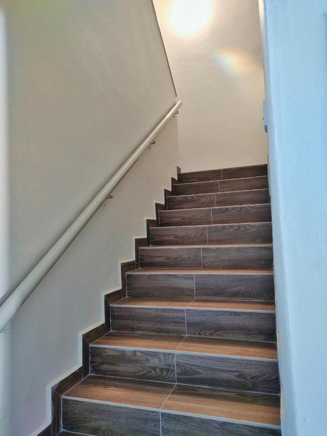 Semi-Detached, Up To 21 Pax, 4 Bedrooms, 3 Bathrooms, 4 Car Parks By Star Home Bayan Lepas Kültér fotó